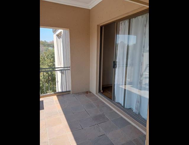 1 BEDROOM TOWNHOUSE FOR SALE IN WELTEVREDEN PARK